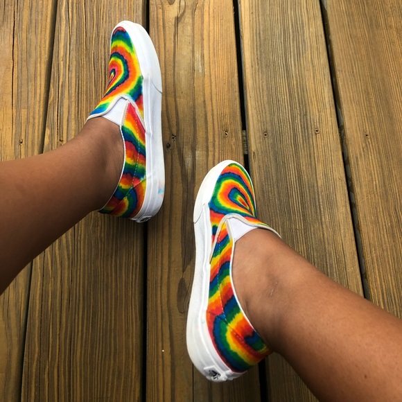 customized vans - Picture 3 of 5